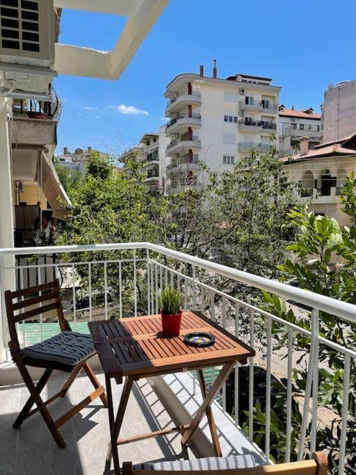 Zillion Home - Modern & Lux Stay In Kalamaria By Tt Thessaloniki Exterior photo